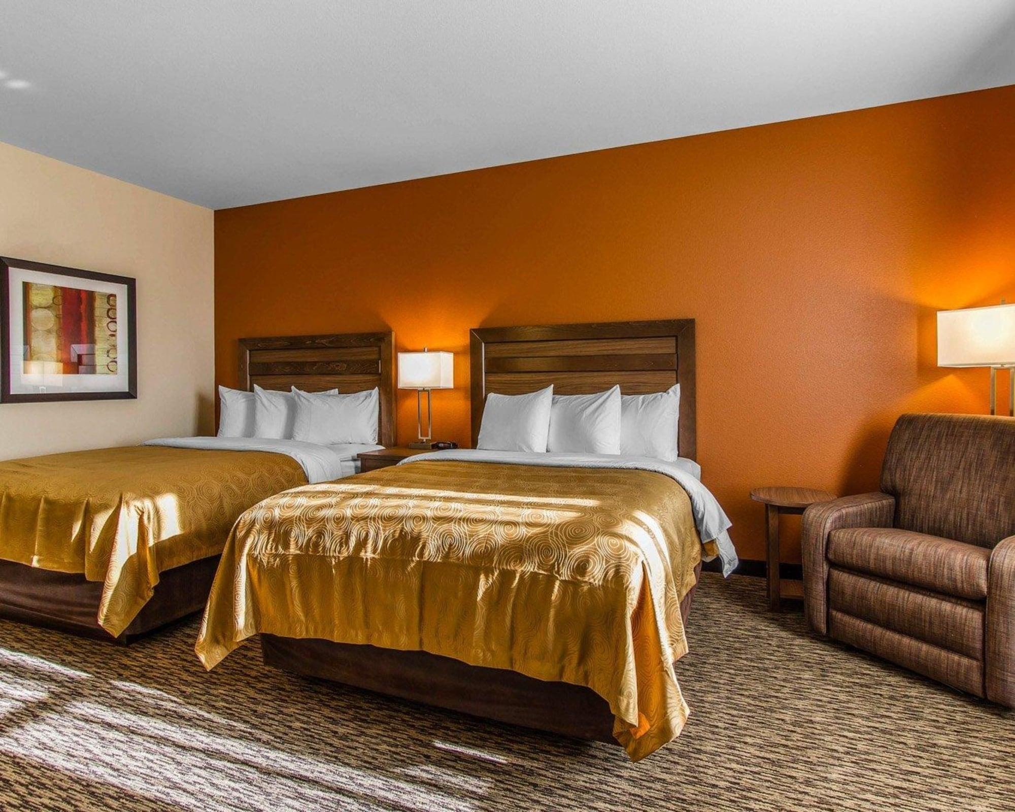 Mainstay Suites Watford City - Event Center Exterior foto