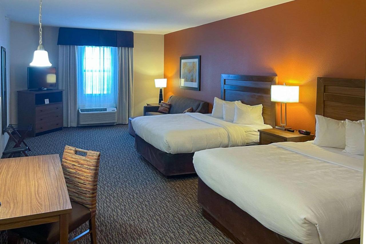 Mainstay Suites Watford City - Event Center Exterior foto