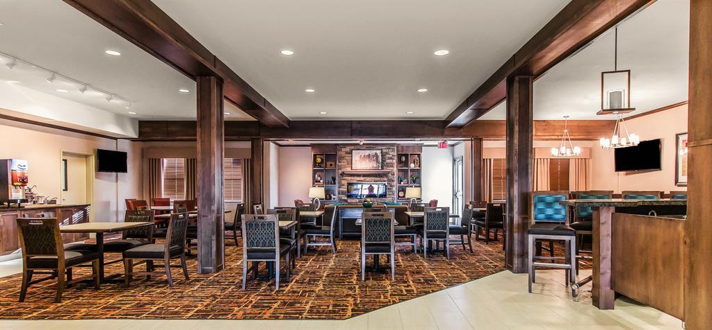 Mainstay Suites Watford City - Event Center Exterior foto