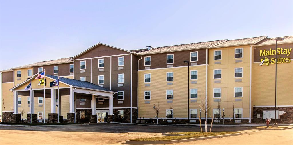 Mainstay Suites Watford City - Event Center Exterior foto