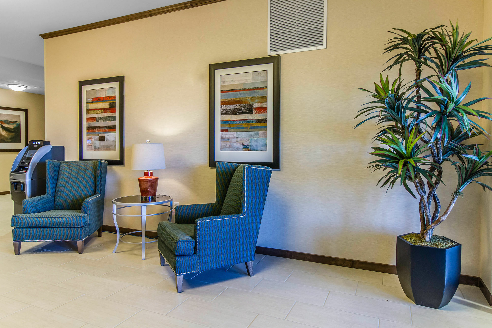 Mainstay Suites Watford City - Event Center Exterior foto